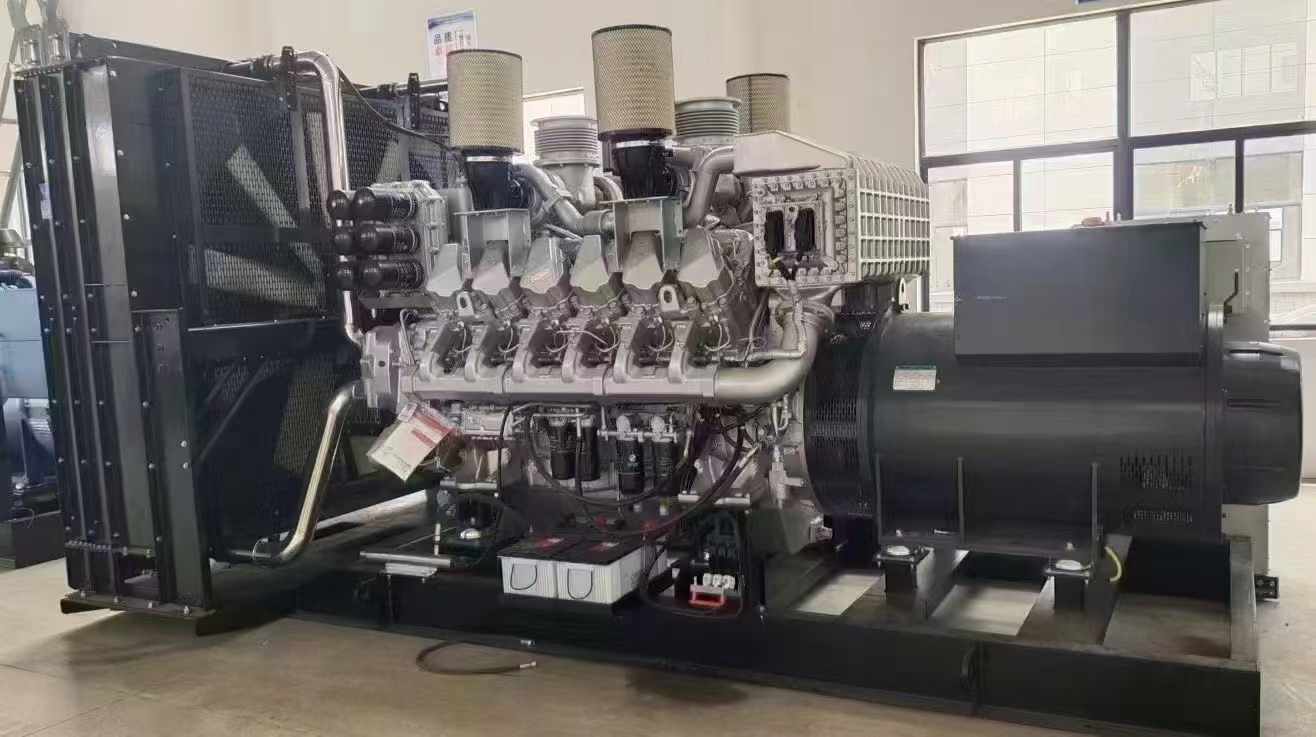 让胡路800KW柴油发电机组可以带动多少kw的设备？