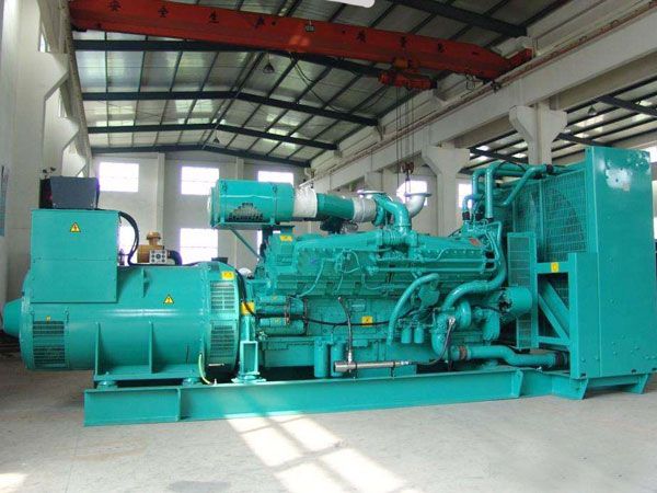 让胡路影响800KW发电机组油耗的因素有哪些？